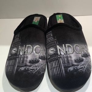 London Slippers size 8